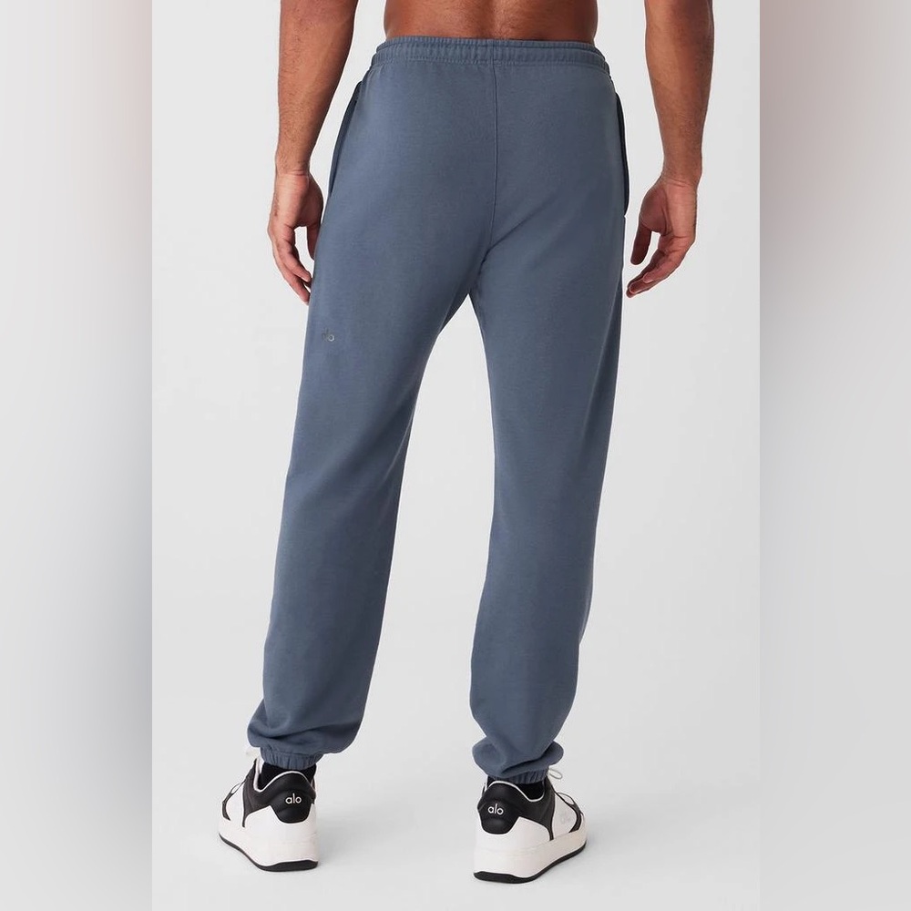 Men’s ALO Yoga Sz Large Chill Sweat Pant Joggers in Bluestone Workout Activewear - Picture 2 of 10